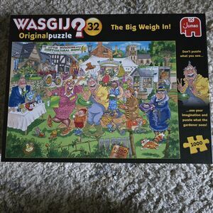 WASGIJ 1000 Pieces puzzle Original 32 The Big Weigh In COMPLETE